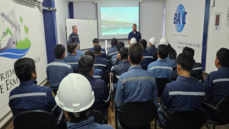 AUTORIDAD PORTUARIA DE ESMERALDAS, RECIBE VISITA DE LA UNIVERSIDAD DE LAS FUERZAS ARMADAS DEL ECUADOR (ESPE)